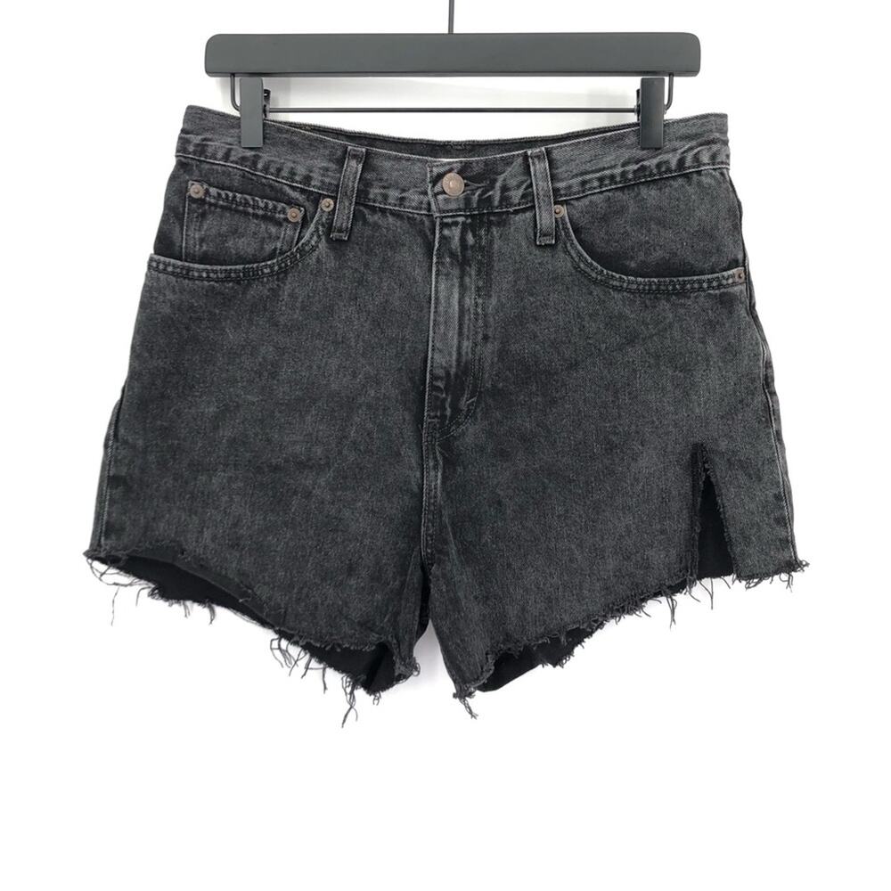 LEVI'S Premium Mom Jean Short Washed Black 30